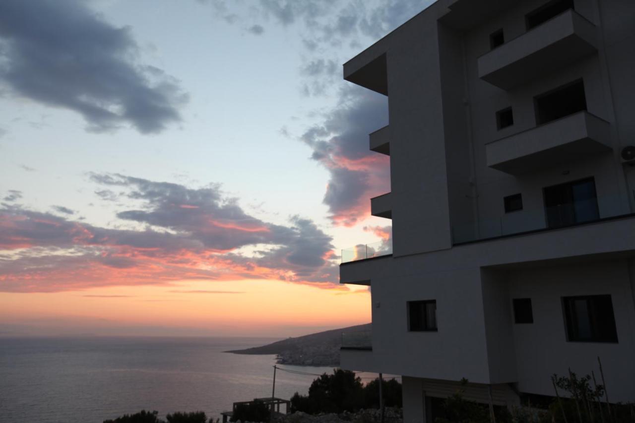 Angjelo Apartments Sarandë Eksteriør billede