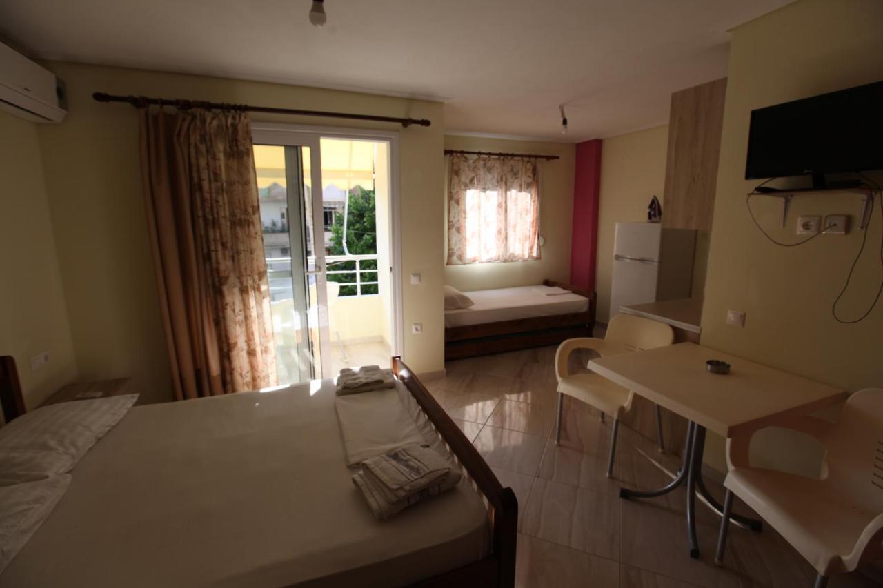 Angjelo Apartments Sarandë Eksteriør billede