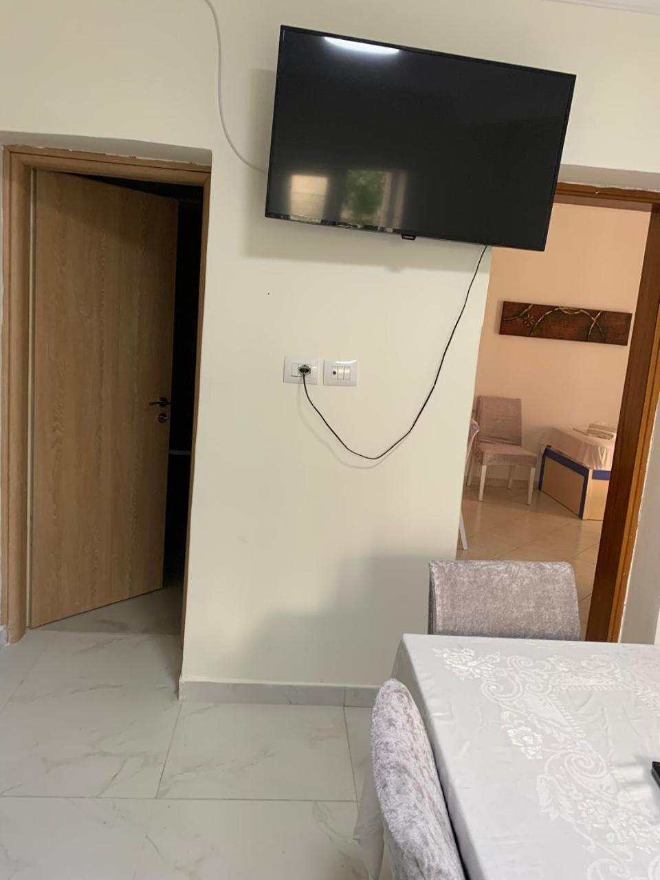 Angjelo Apartments Sarandë Værelse billede