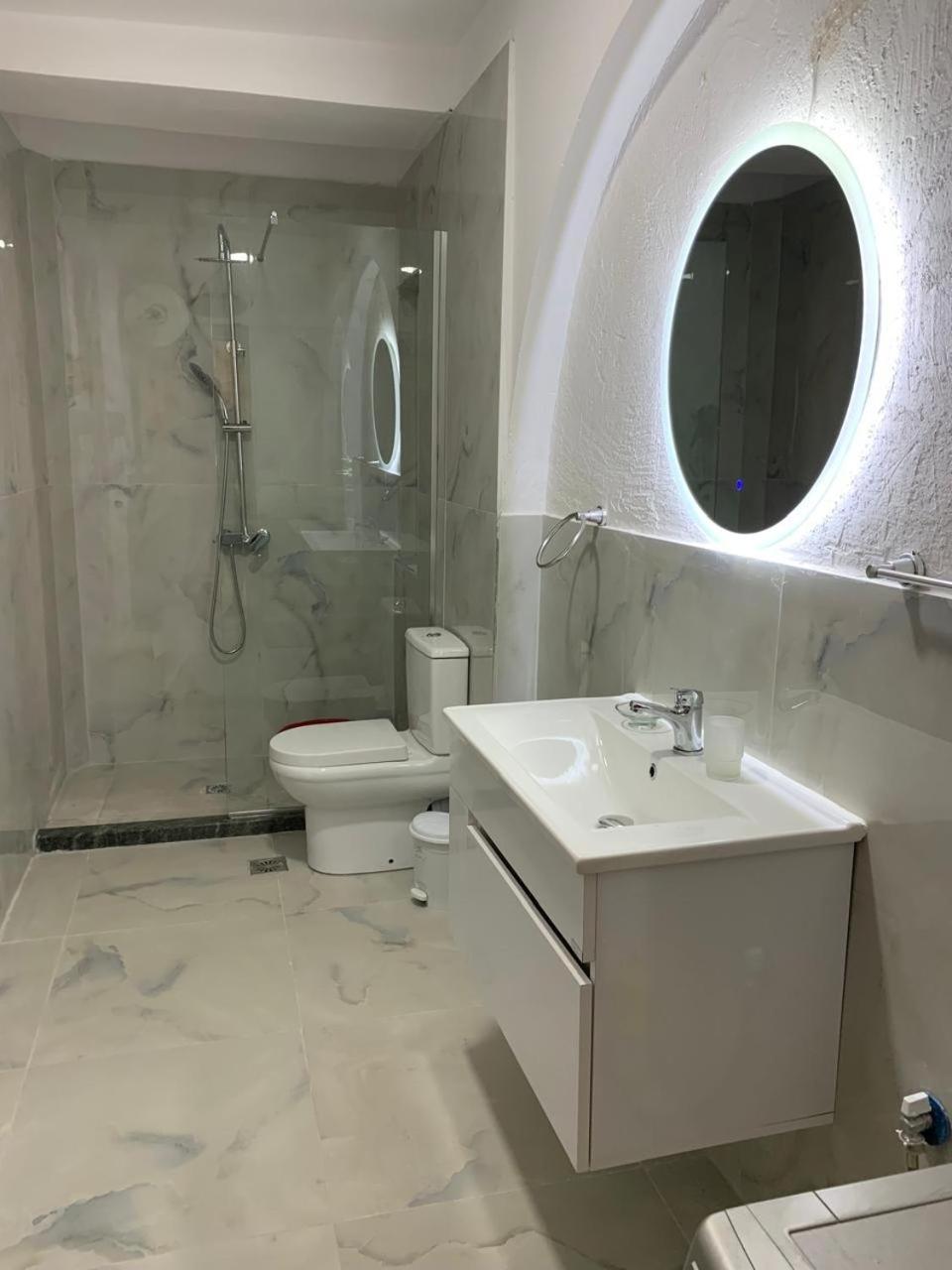 Angjelo Apartments Sarandë Eksteriør billede