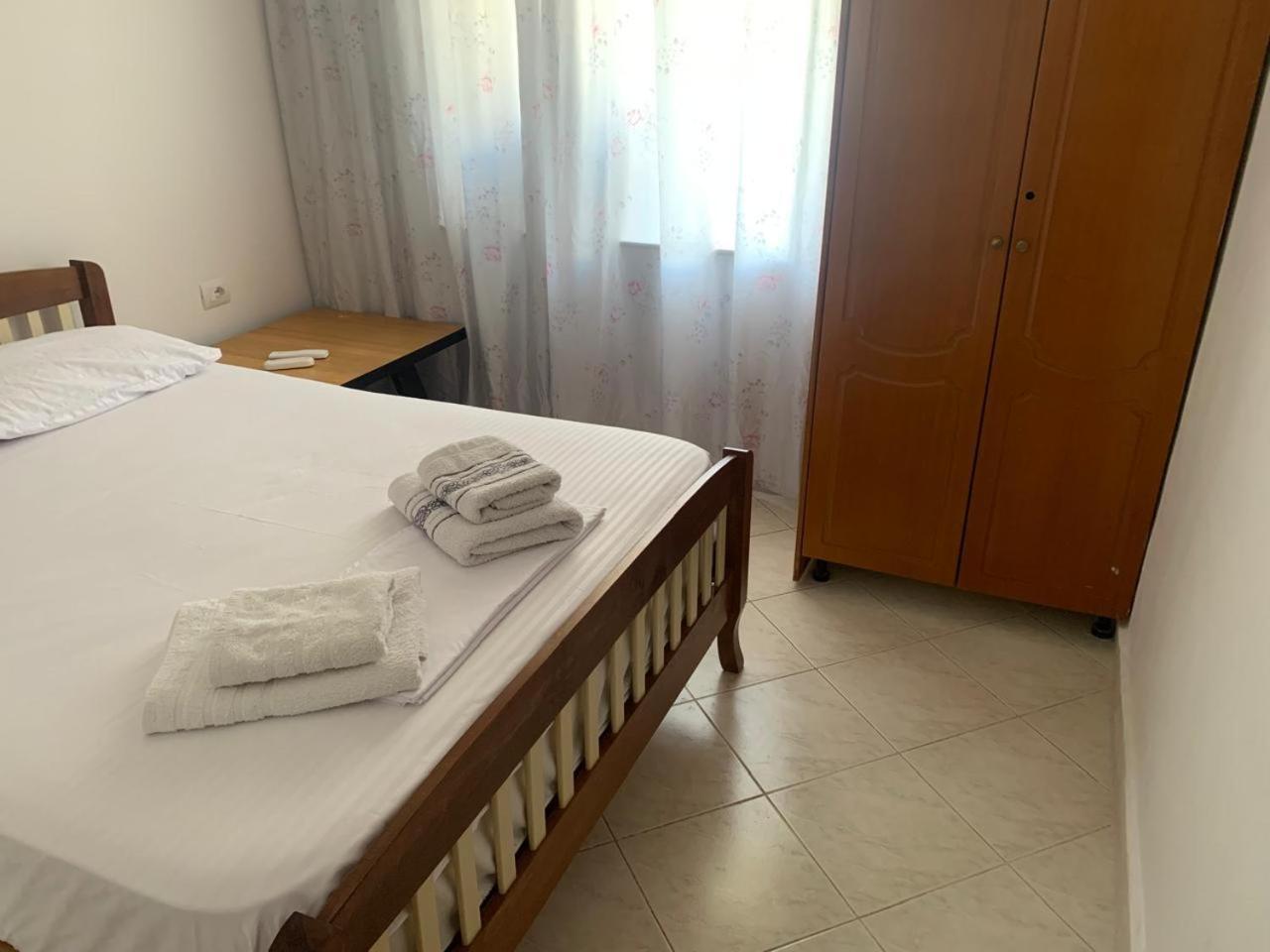 Angjelo Apartments Sarandë Værelse billede