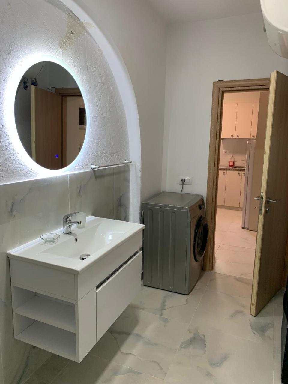 Angjelo Apartments Sarandë Eksteriør billede